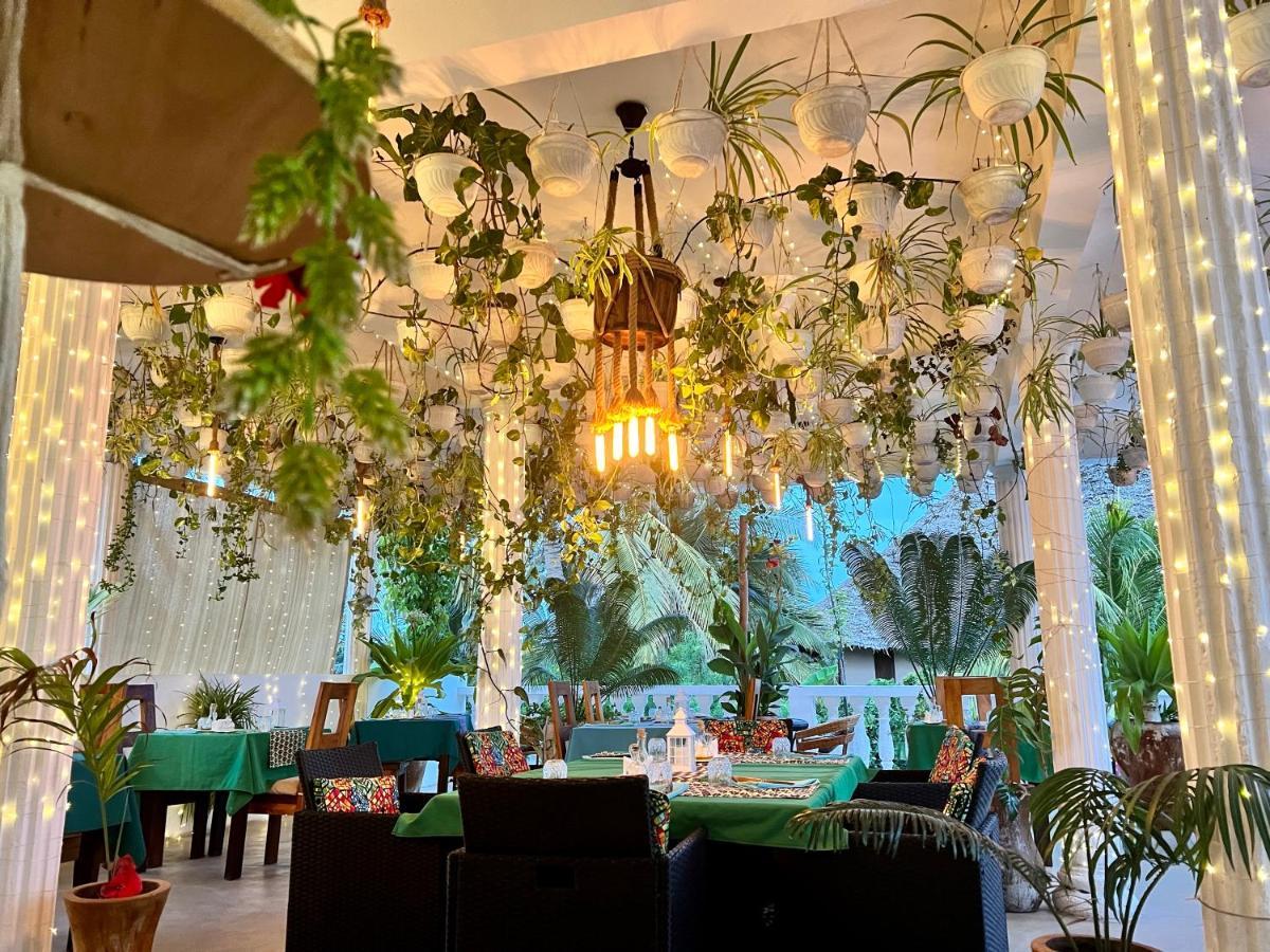 Gadea Boutique Hotel& Gadea Garden Italian Restaurant (Adults Only) Джамбиани Екстериор снимка