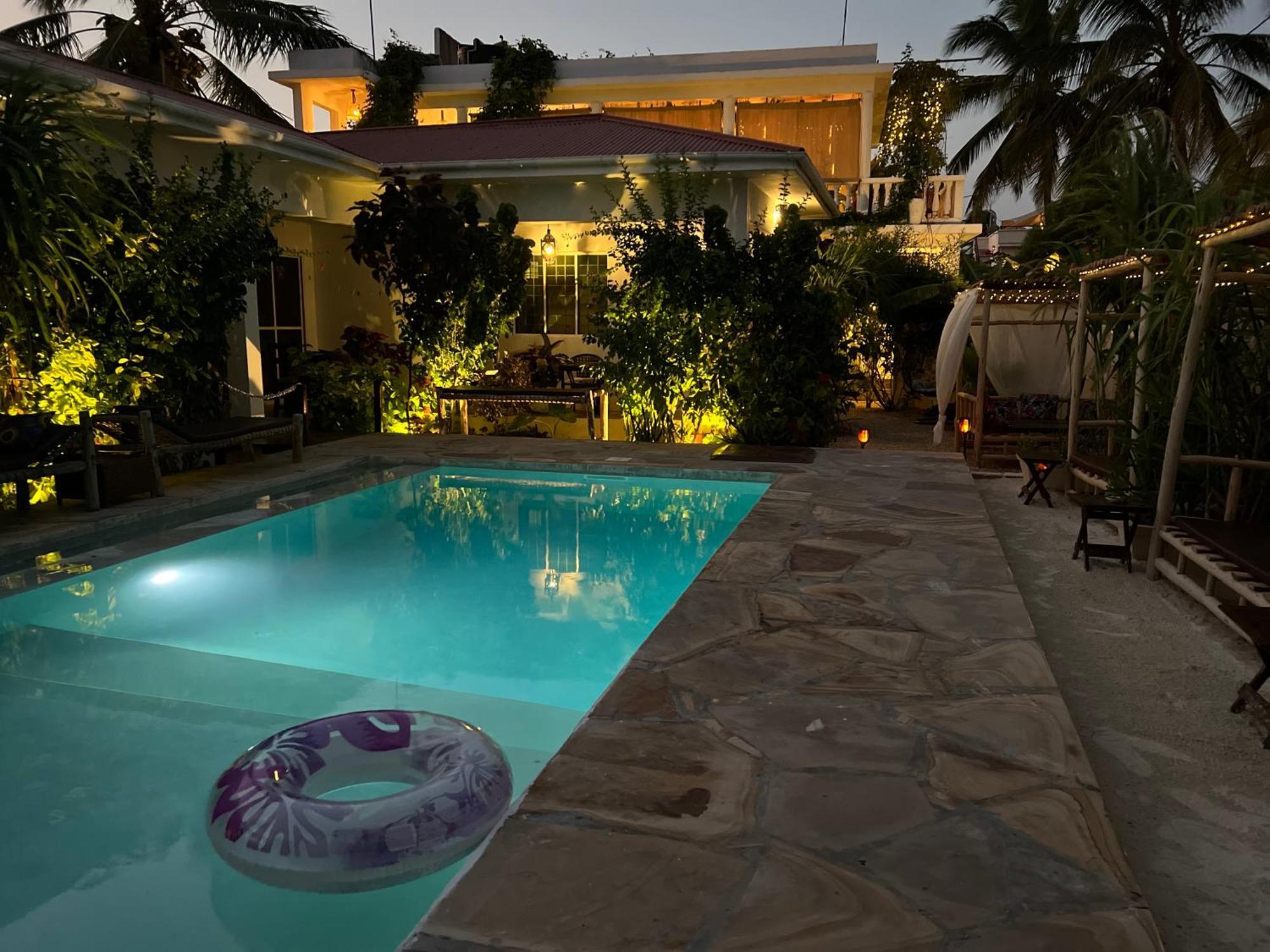 Gadea Boutique Hotel& Gadea Garden Italian Restaurant (Adults Only) Джамбиани Екстериор снимка